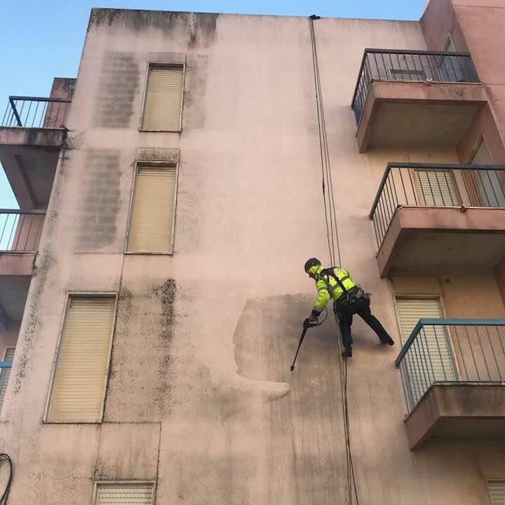 Limpeza de Fachadas